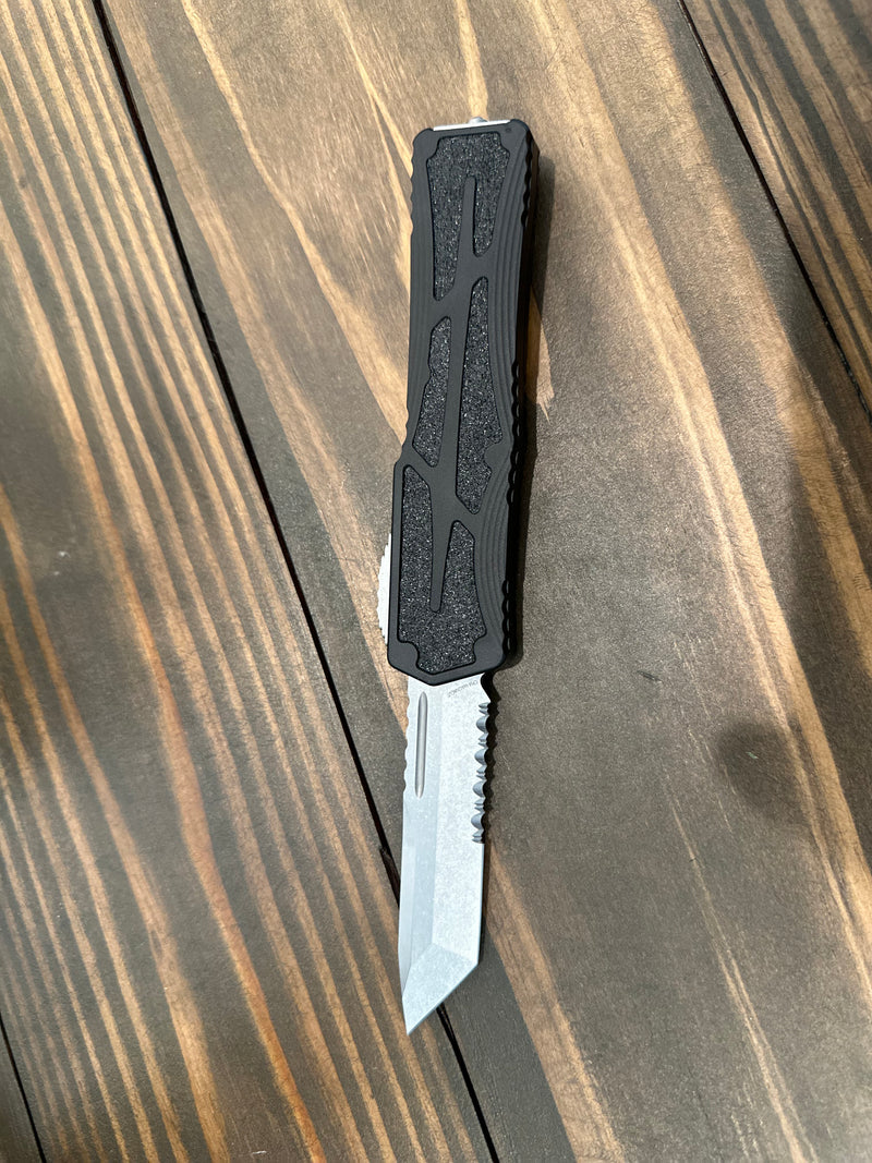 Load image into Gallery viewer, Heretic Knives Colossus Half Serrated Tanto Stonewash
