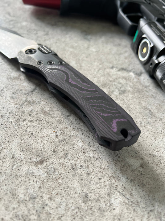 Heretic Knives Auto Wraith Purple Camo Carbon
