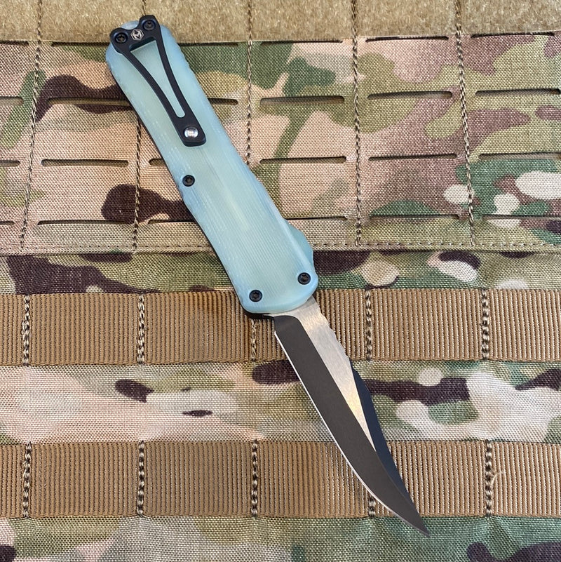 Load image into Gallery viewer, Heretic Knives Manticore E Jade G10 OTF 3&quot; Black Bowie
