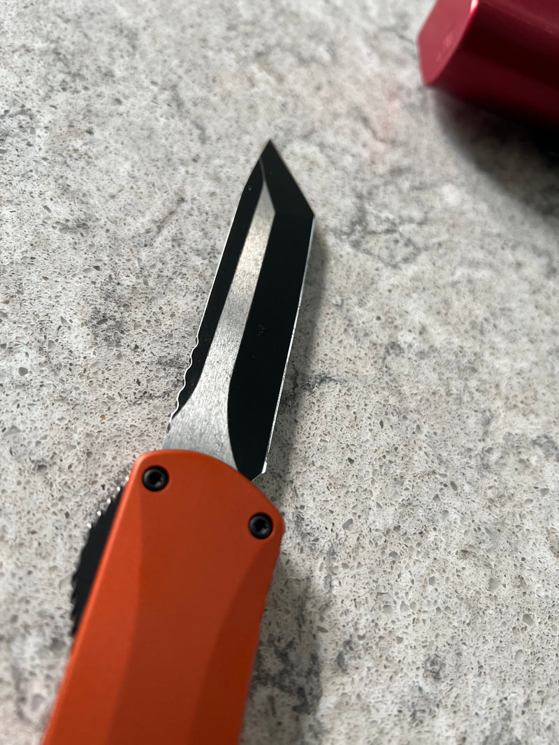 Load image into Gallery viewer, Heretic Knives Manticore-X Black Battleworn Tanto Orange
