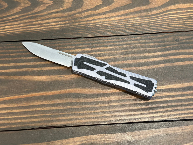 Load image into Gallery viewer, Heretic Knives Colossus Single Edge Stonewash Grey
