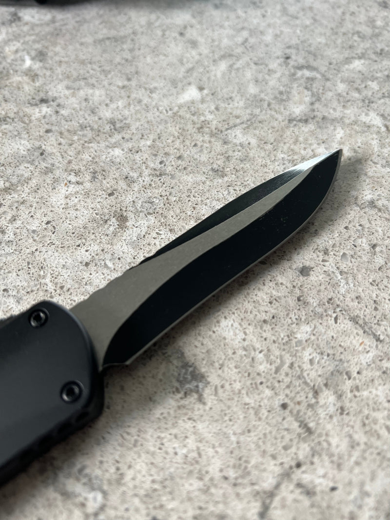 Load image into Gallery viewer, Heretic Knives Manticore-X Battleworn Black Recurve
