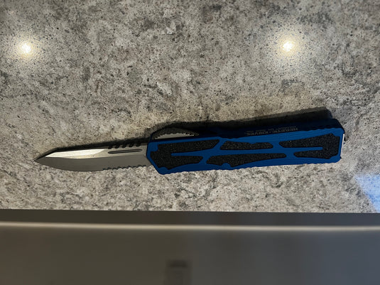 Heretic Knives Colossus Serrated Stonewash Blue